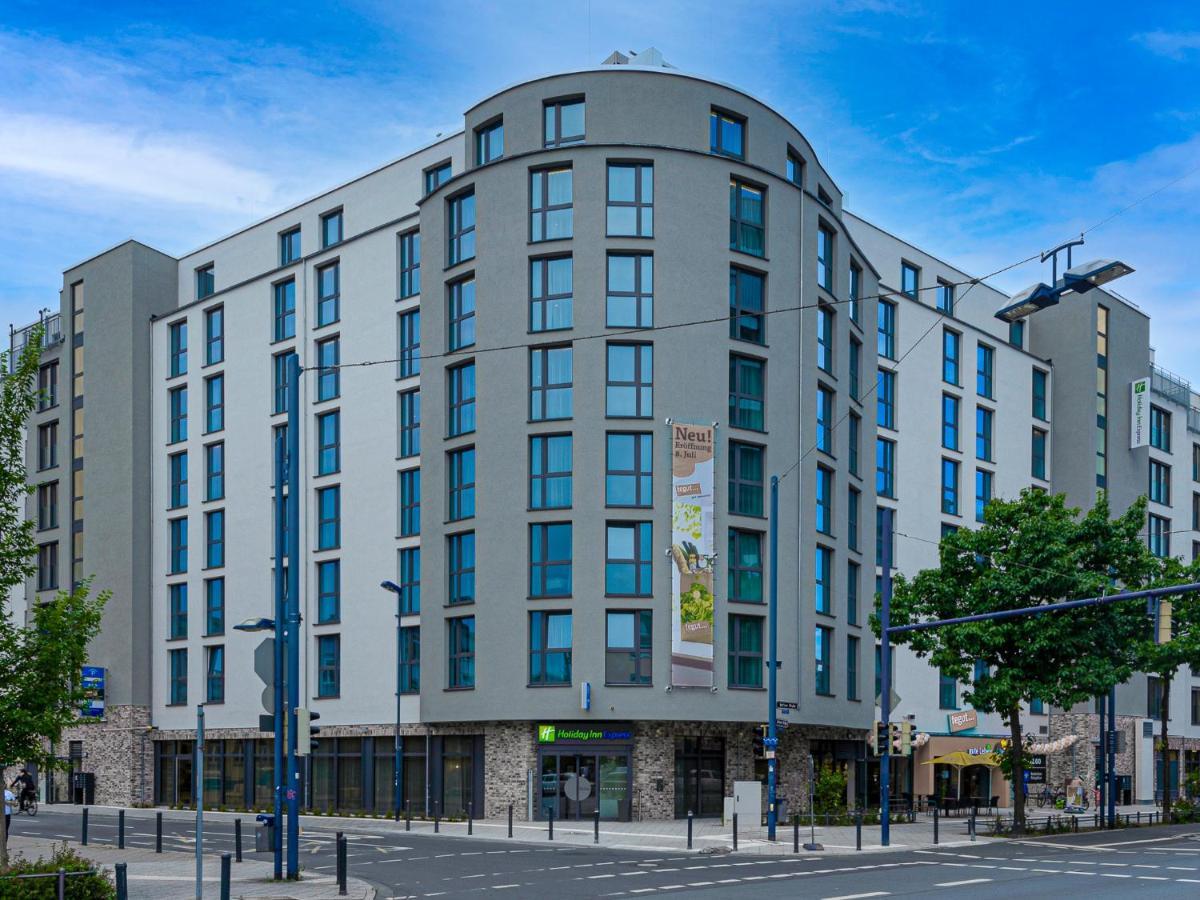 Holiday Inn Express - Offenbach, An Ihg Hotel ภายนอก รูปภาพ