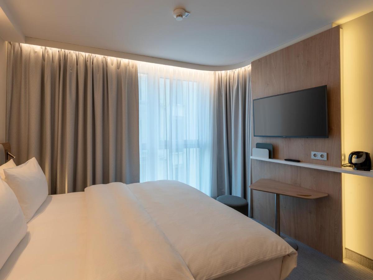 Holiday Inn Express - Offenbach, An Ihg Hotel ภายนอก รูปภาพ