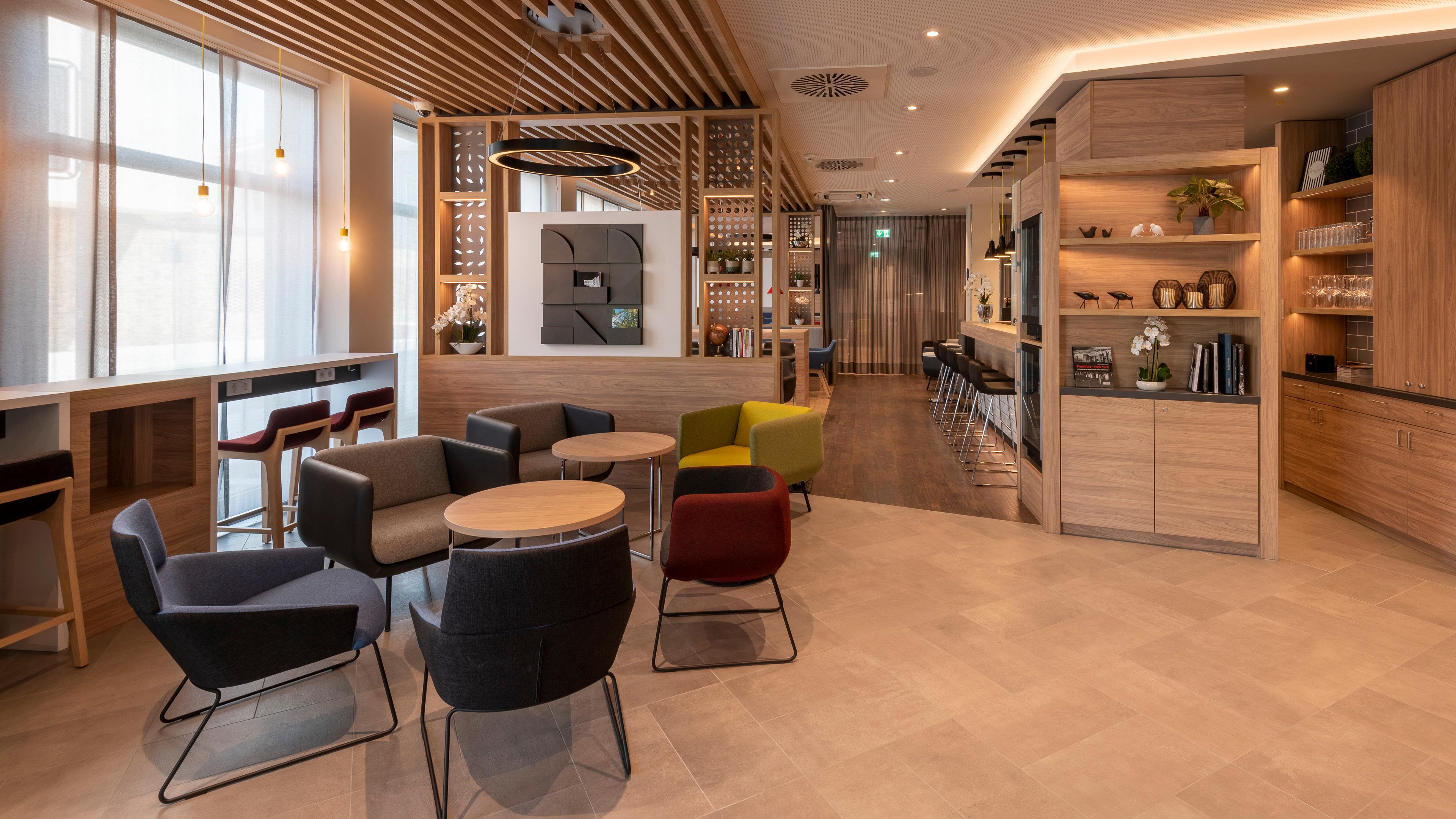 Holiday Inn Express - Offenbach, An Ihg Hotel ภายนอก รูปภาพ